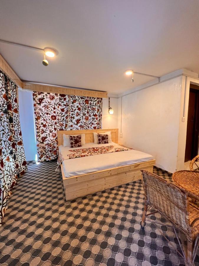 A House Hotel Pahalgam