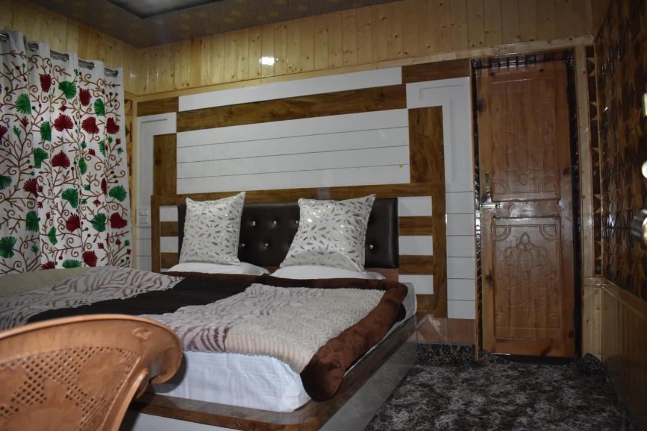 Star Hotel