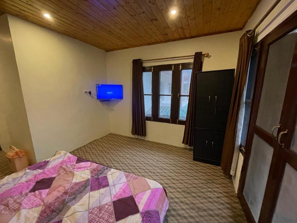 Hotel Walnut Tree Pahalgam