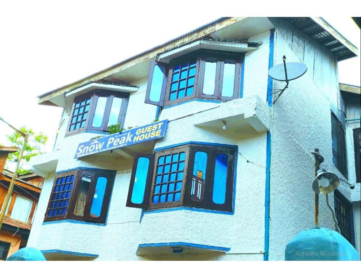 Snow Peak Guest House, Homestay Pahalgam