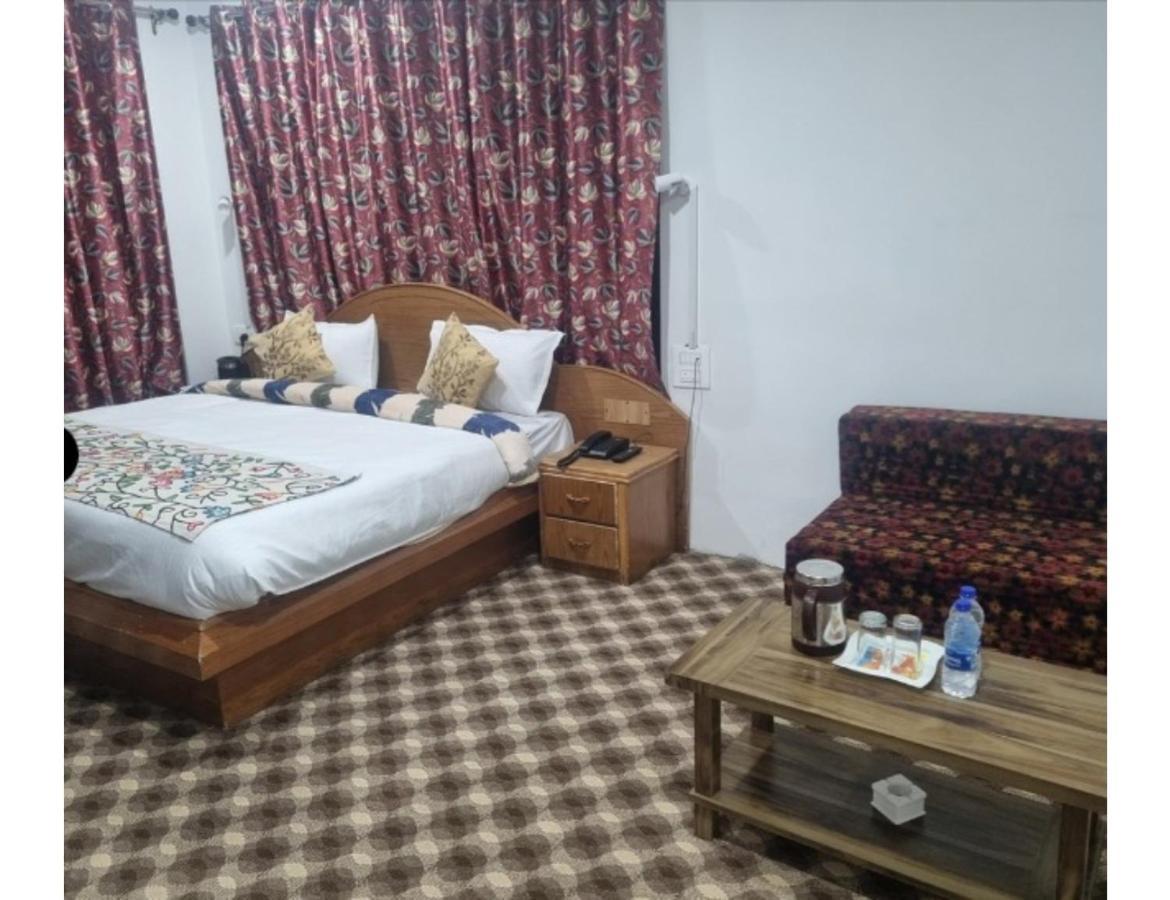 New Relax Inn, Homestay *