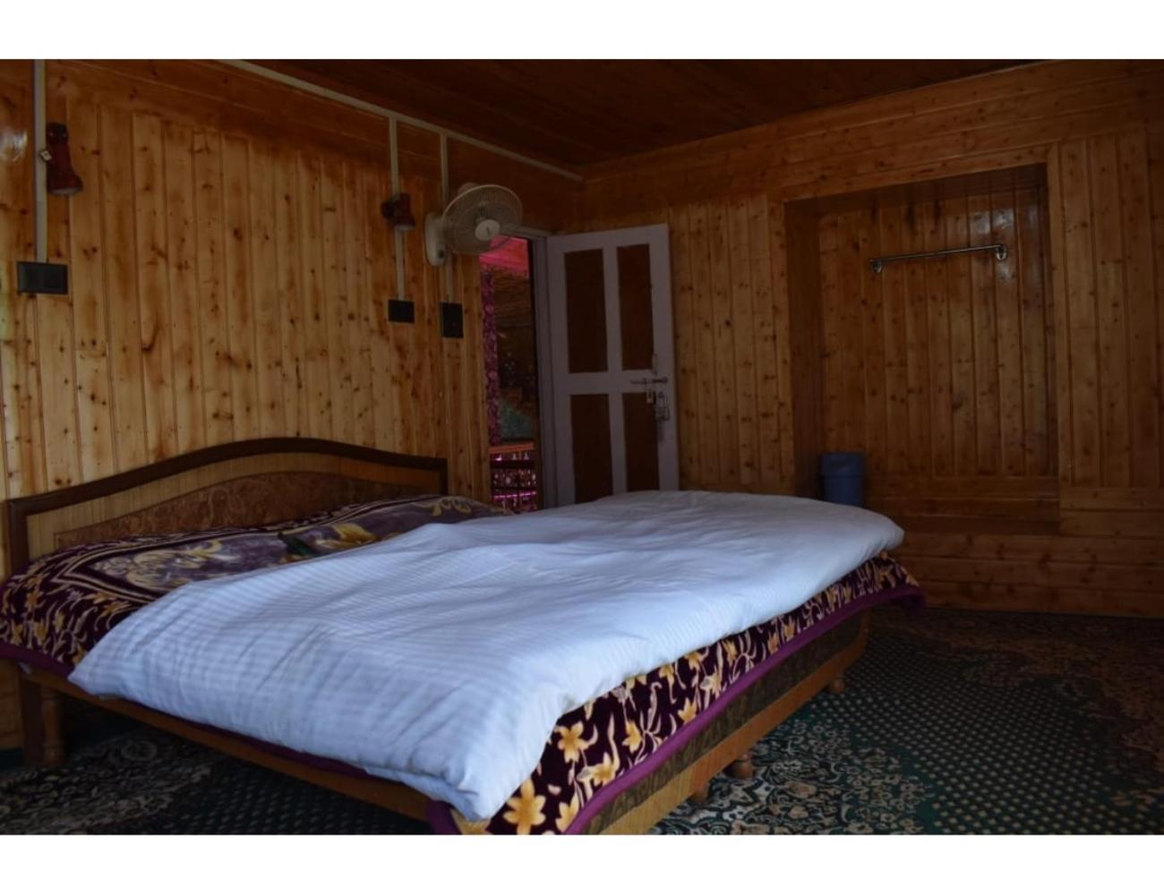 Pine View Resort,