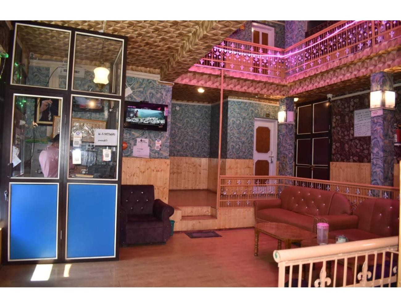Pine View Resort, Homestay Pahalgam