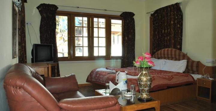 Abshar Bed & Breakfast