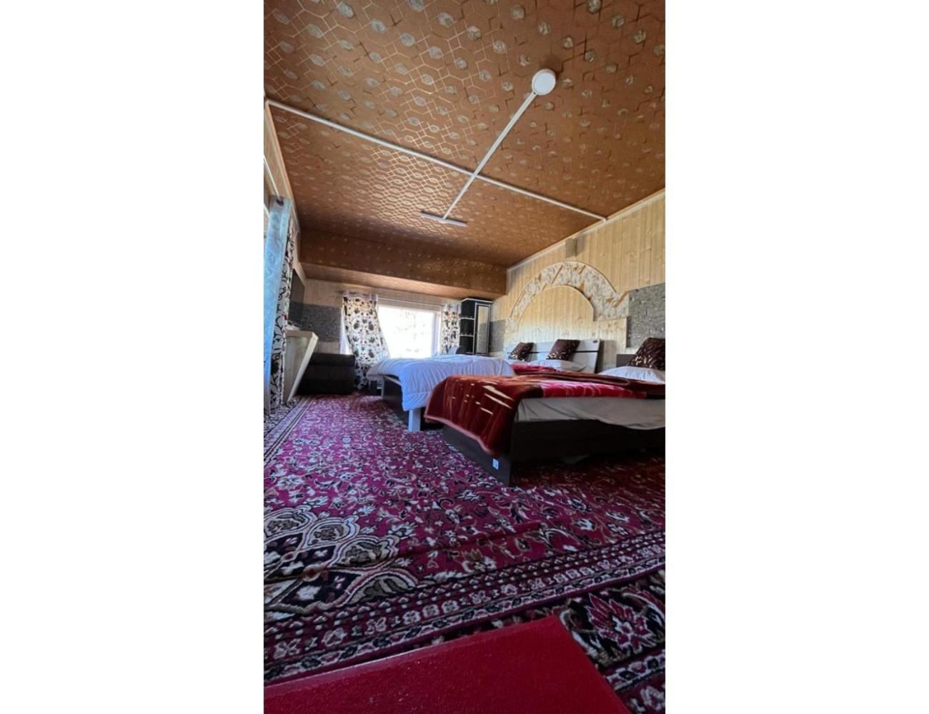 Pine View Resort, Pahalgam