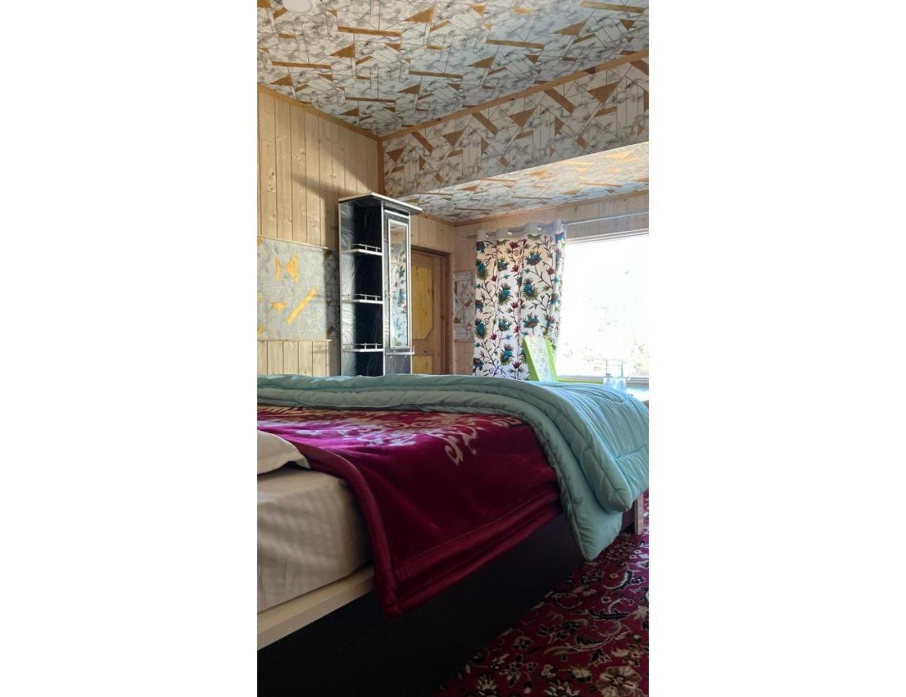 Pine View Resort, Pahalgam