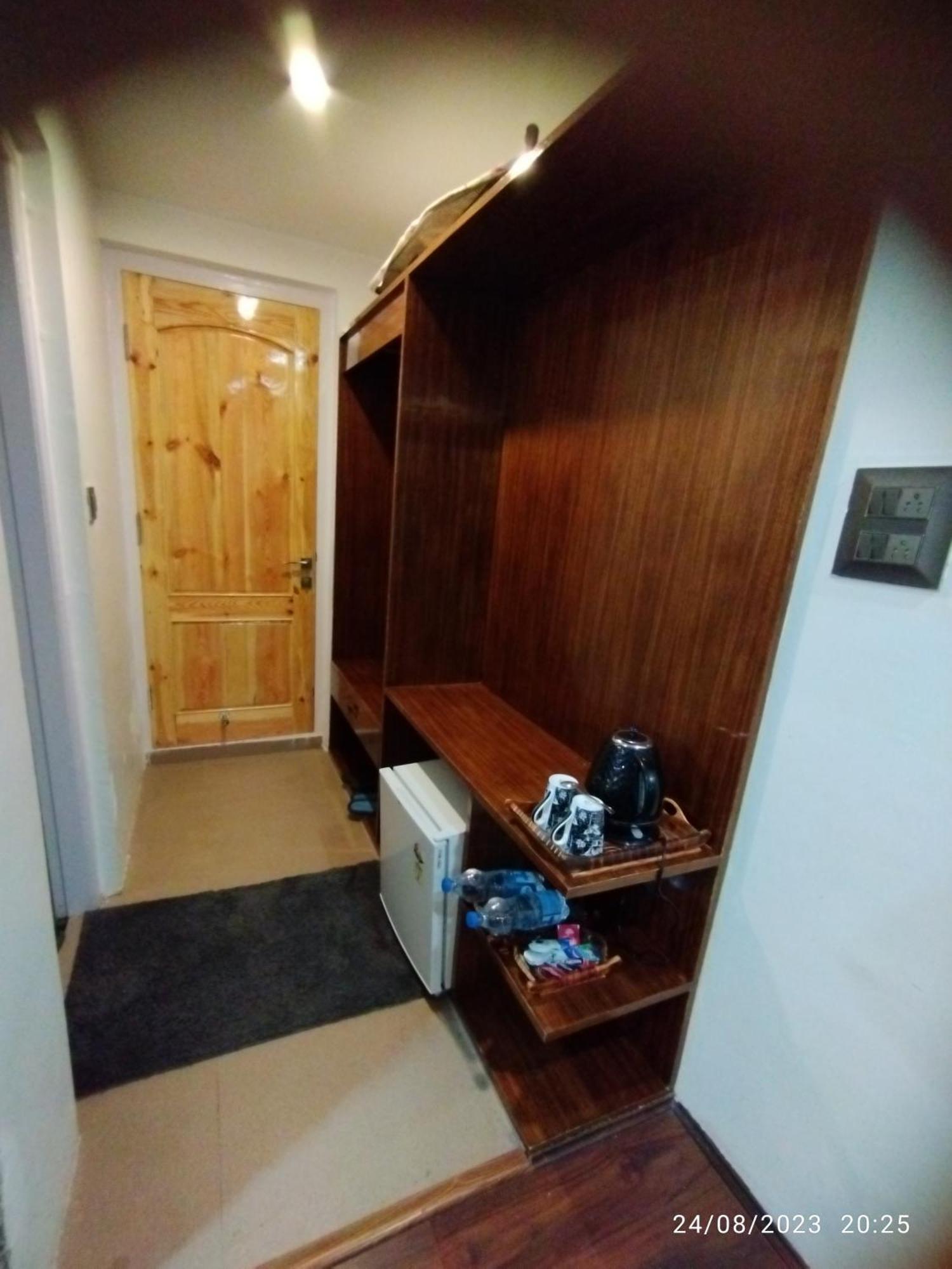 Lidder Palace Hotel 3*
