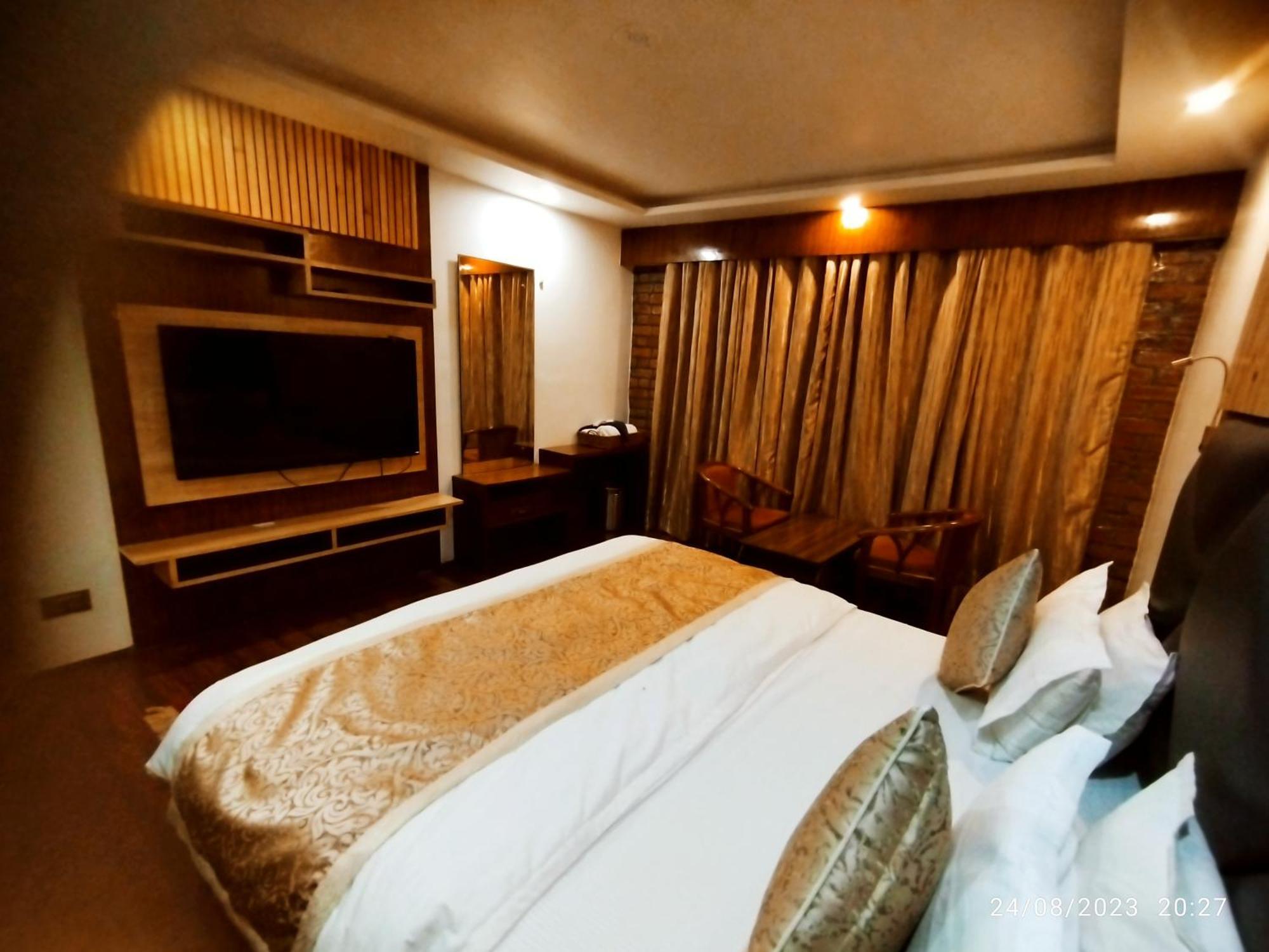 Lidder Palace Pahalgam