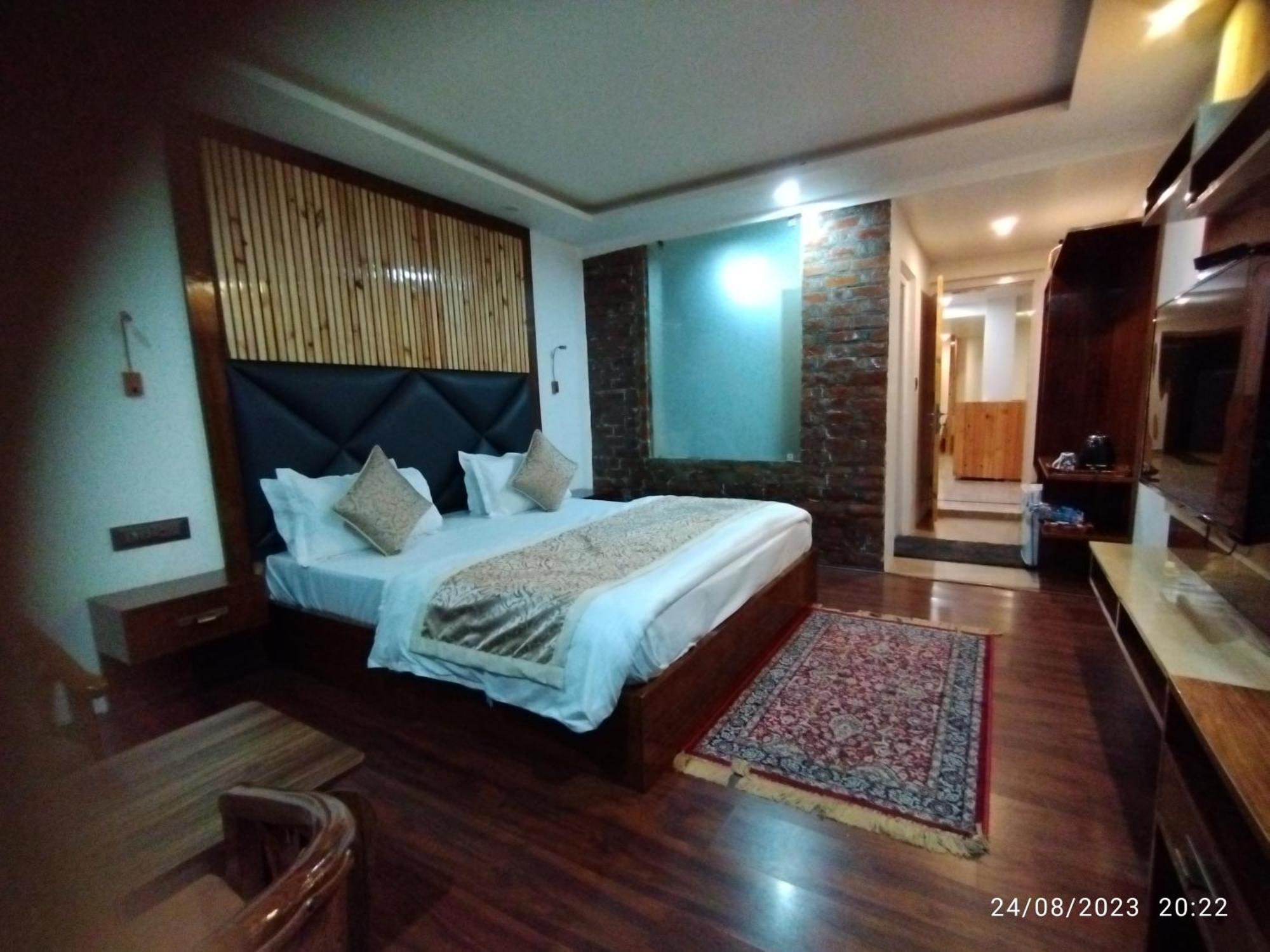 Lidder Palace 3* Pahalgam