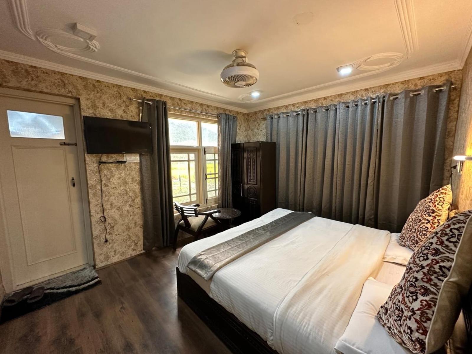 Lidder View Resort