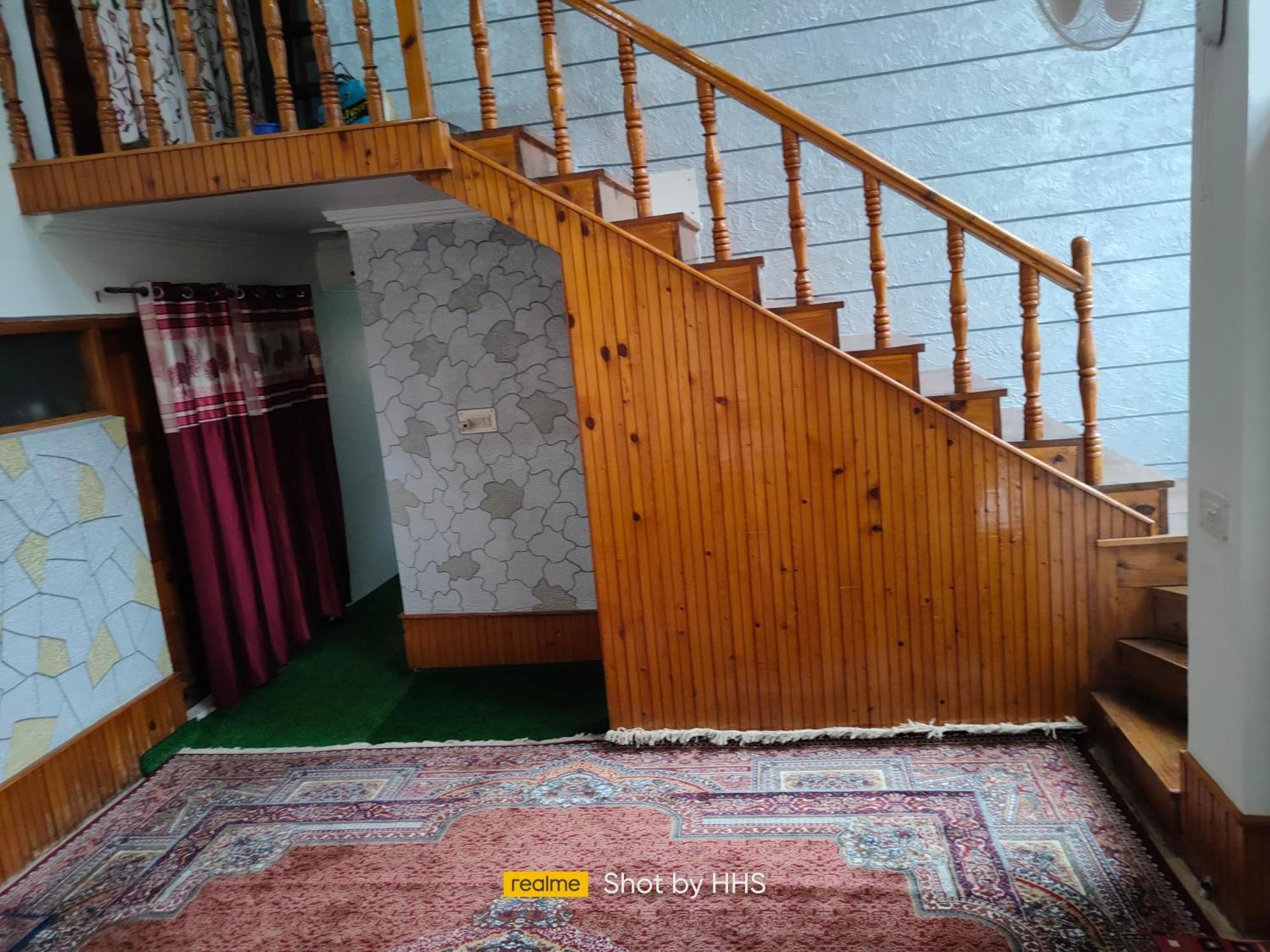 Homestay Hakeem *