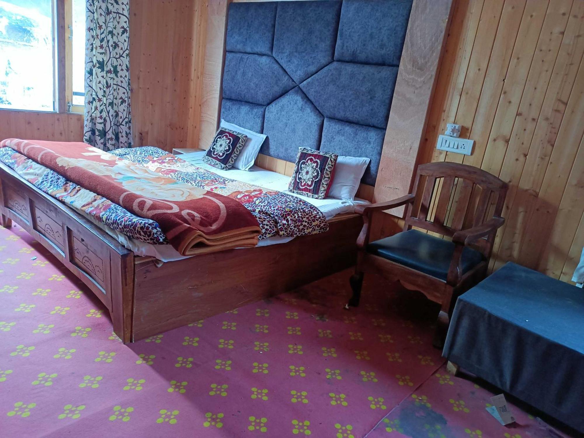 O Gulfam Palace