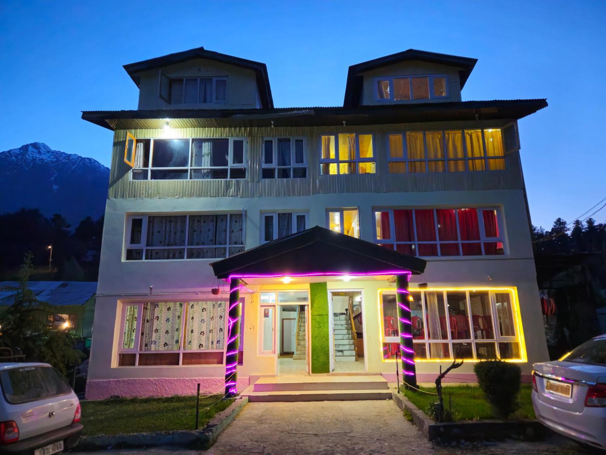 New Snow View Guest house
