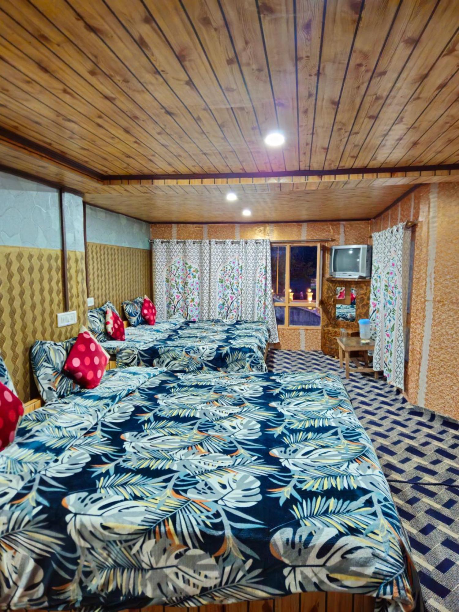 Guest house New Snow View Pahalgam