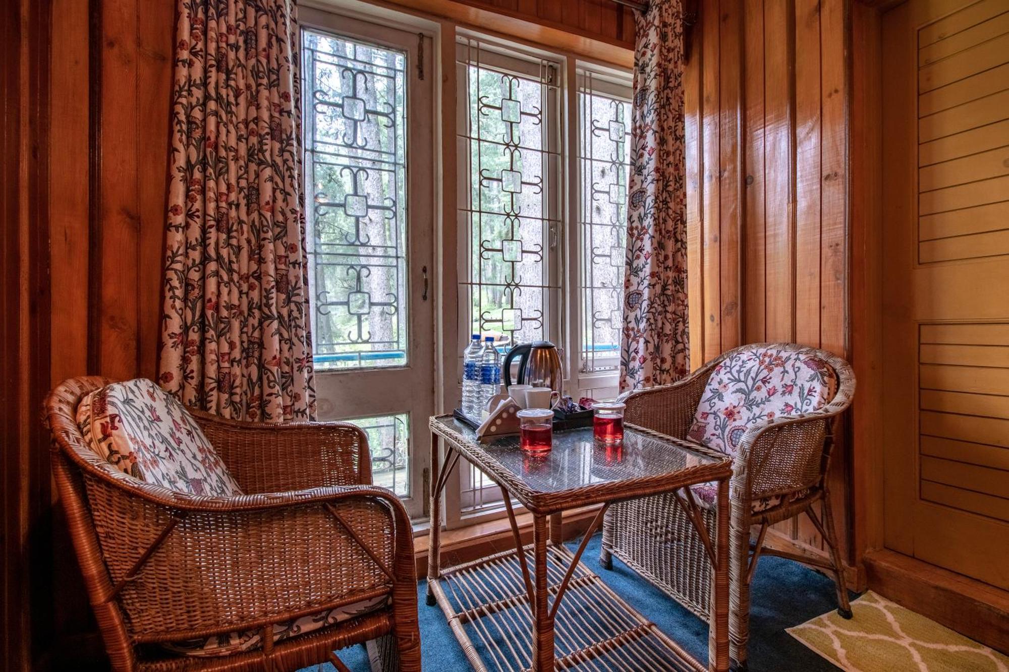 Little Silver Hotel