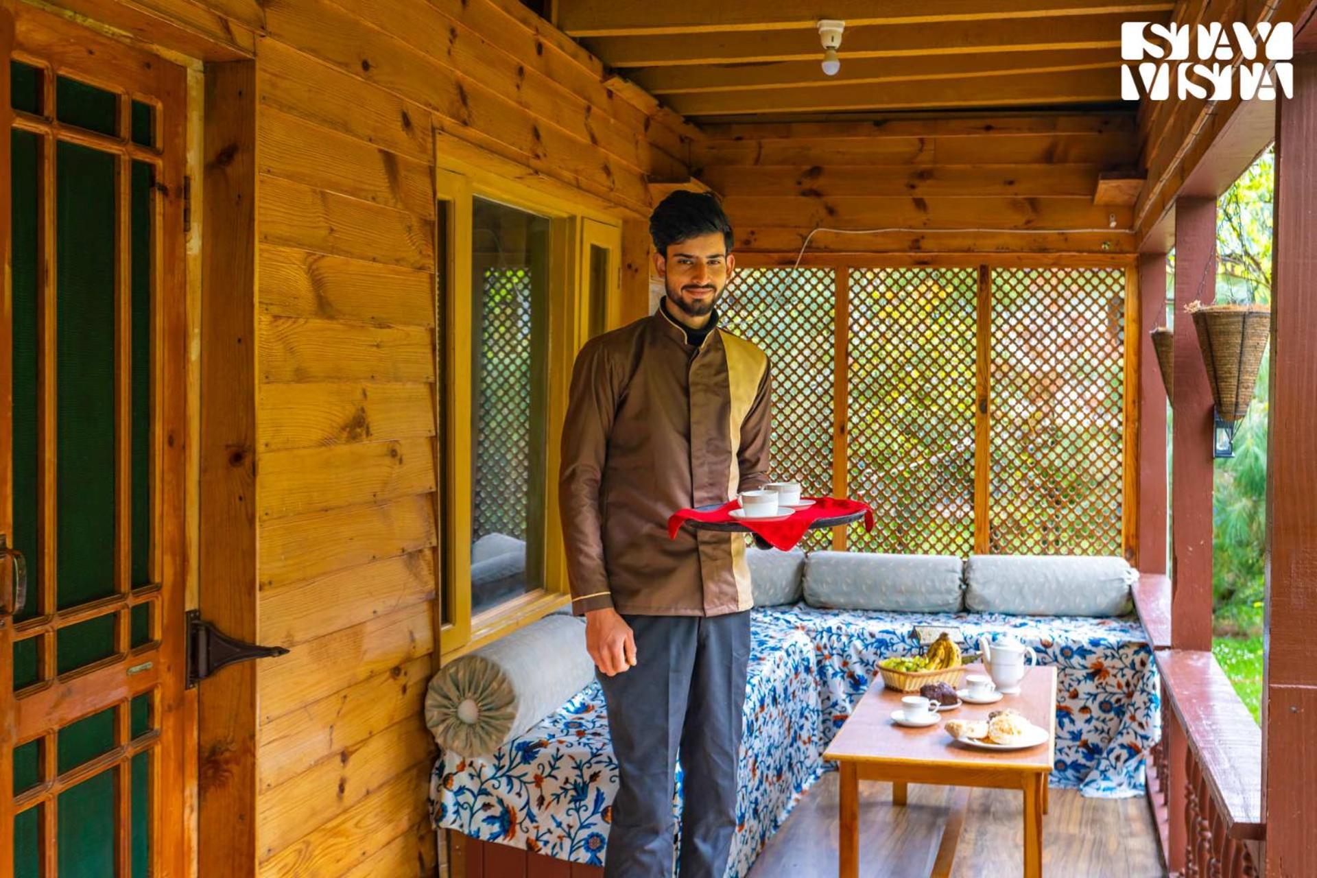 Stayvista At Maryam - Pet-friendly With Alfresco Dining, Bbq, Bonfire * Pahalgam