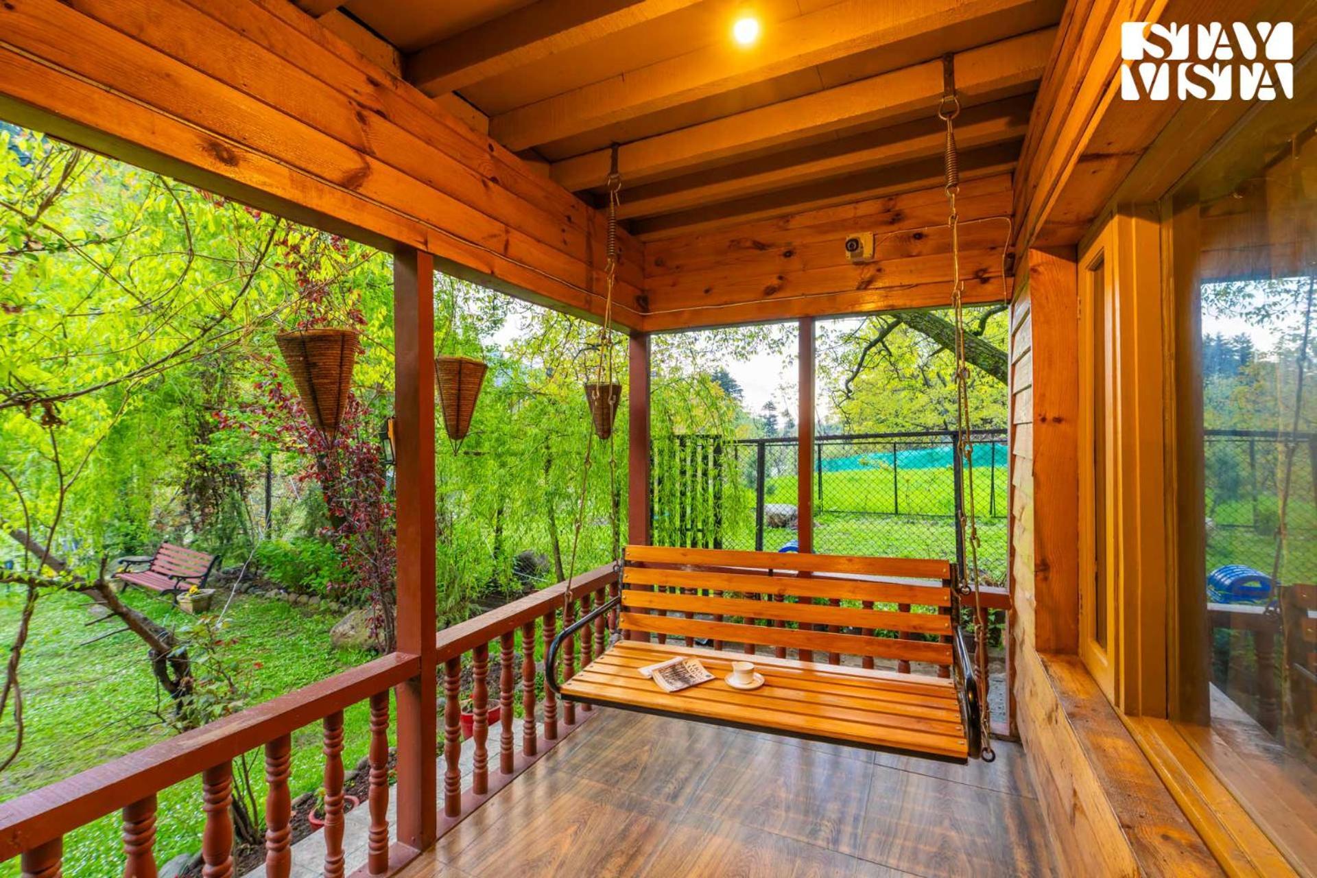 Stayvista At Maryam - Pet-friendly With Alfresco Dining, Bbq, Bonfire Villa *