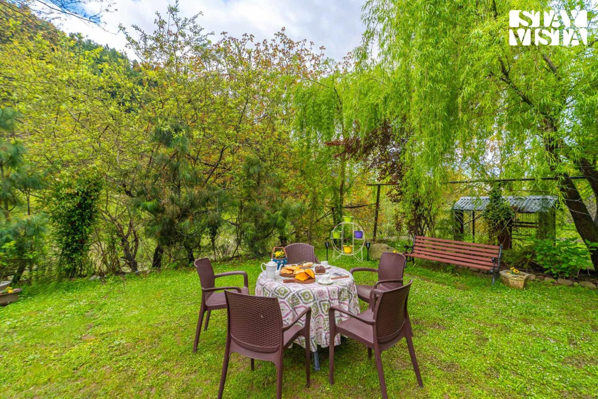 Stayvista At Maryam - Pet-friendly With Alfresco Dining, Bbq, Bonfire * Pahalgam