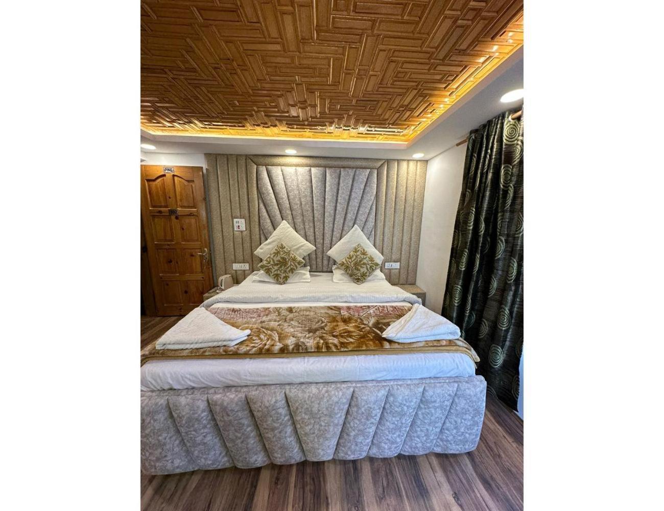 Homestay Mala Castle, Pahalgam