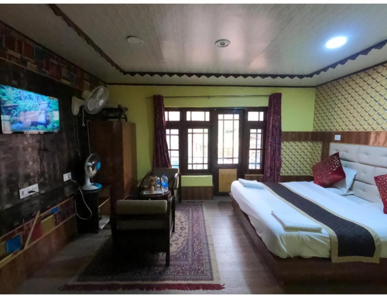 Homestay Sun And Snow, Pahalgham *