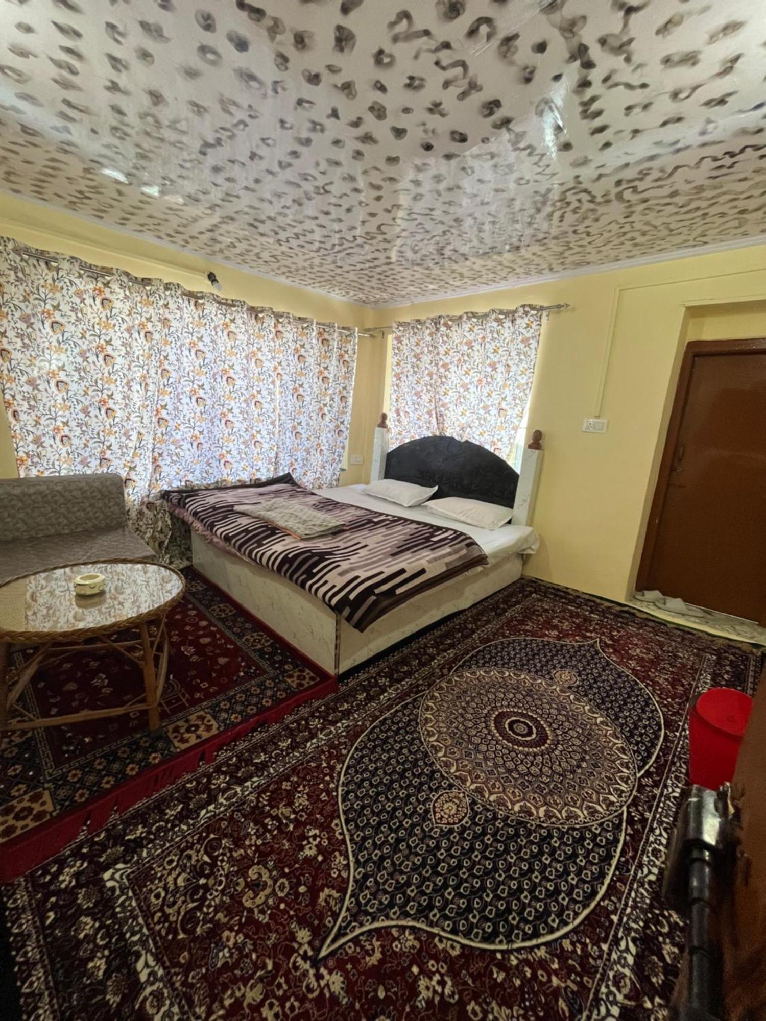 Guest house Pine Brooke *