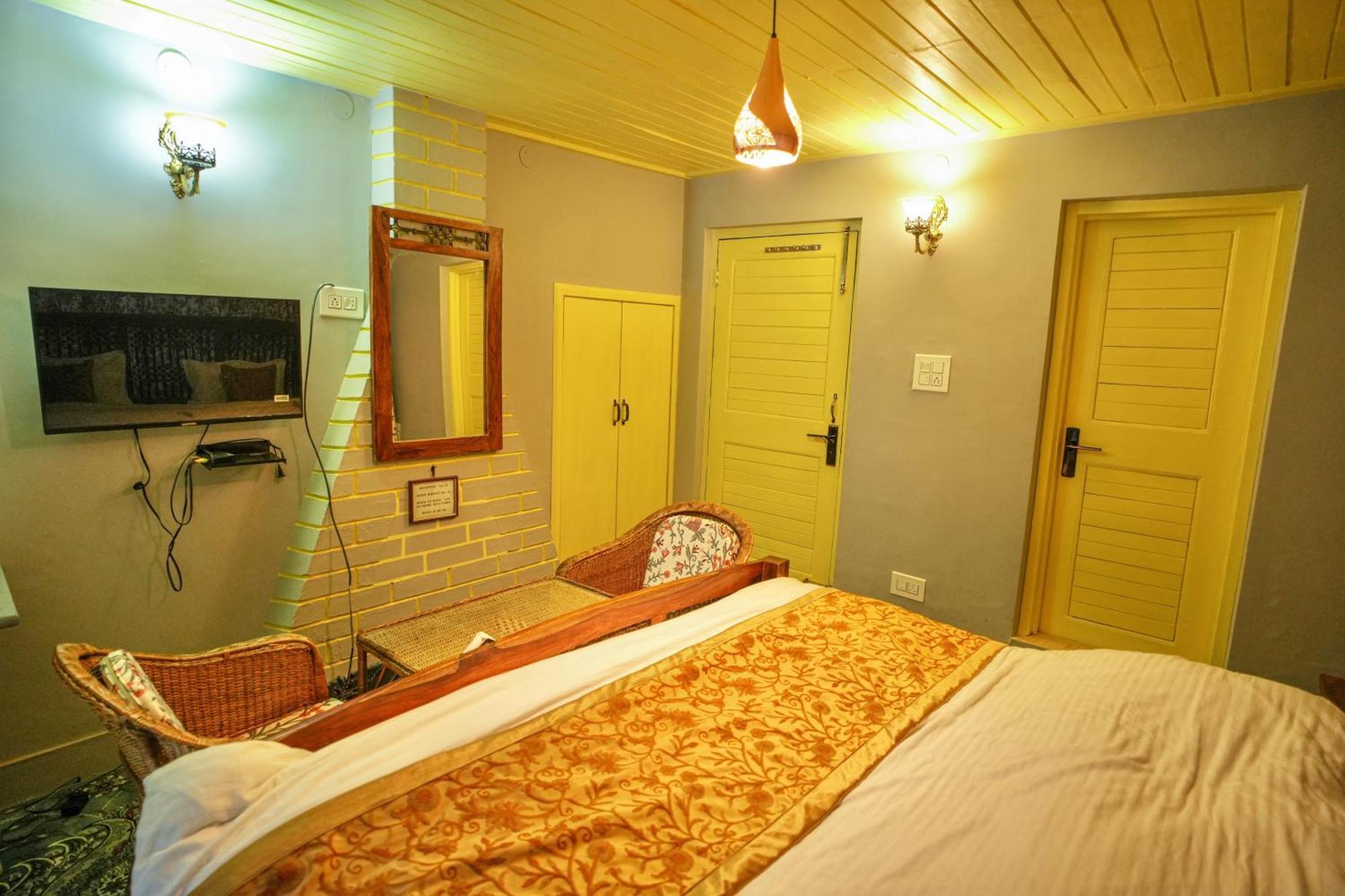 Hotel Little Silver