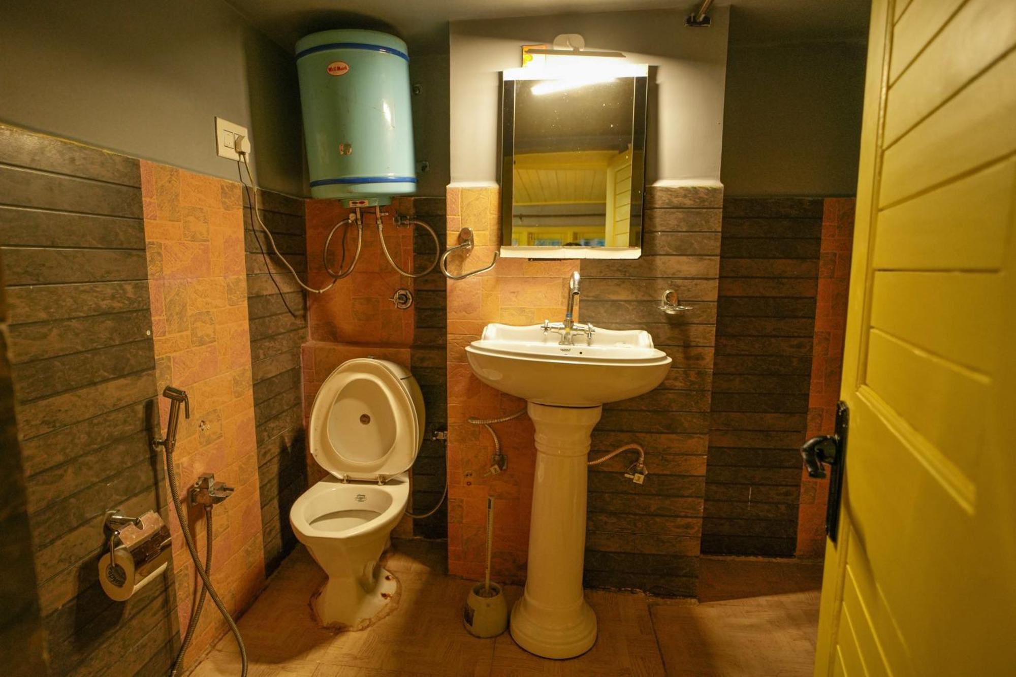 Hotel Little Silver Pahalgam
