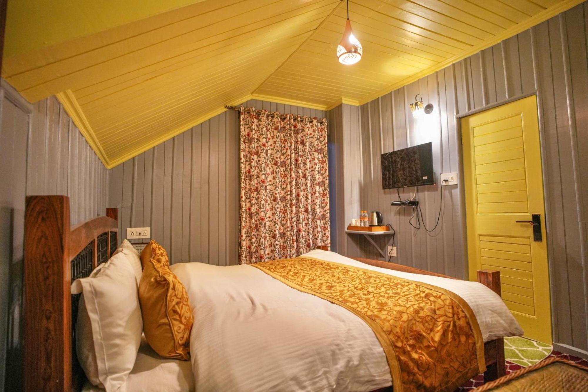 Hotel Little Silver 3*