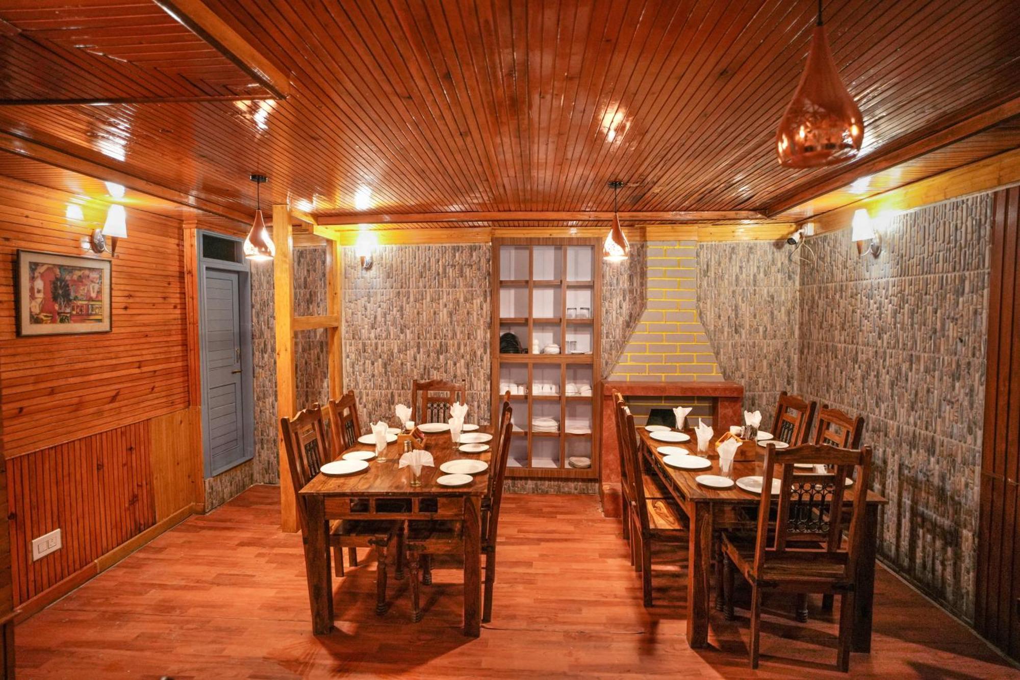 Little Silver Hotel Pahalgam