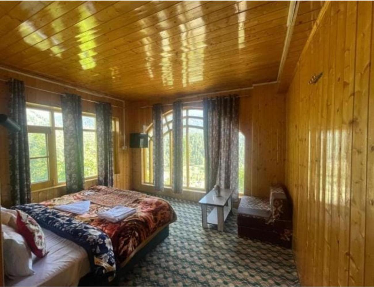 Mountain Ridge Resort, Homestay *