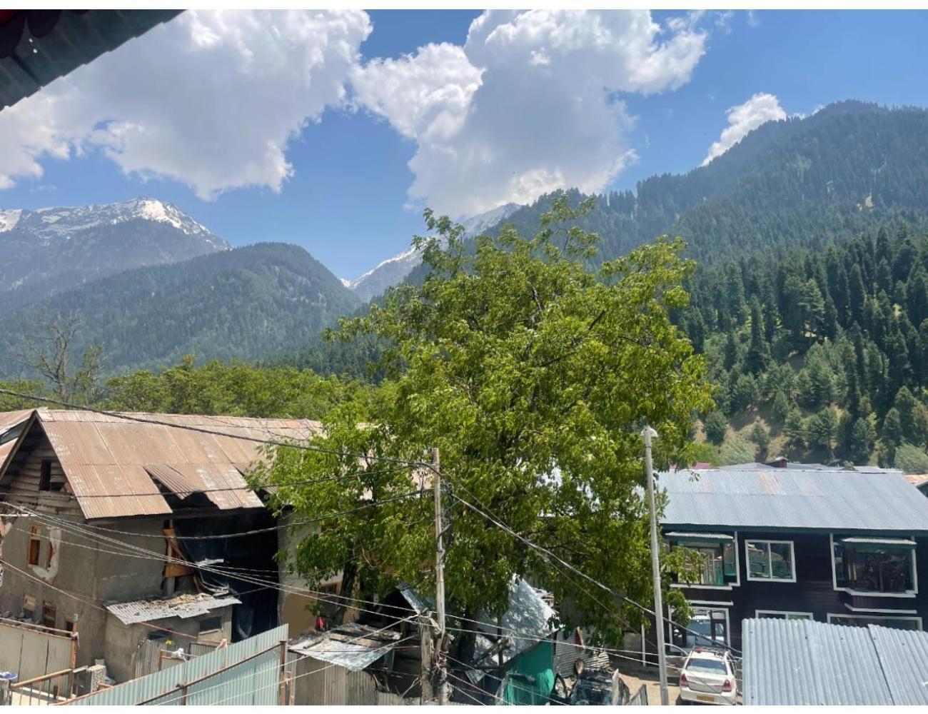 Sohail Stay, Pahalgam