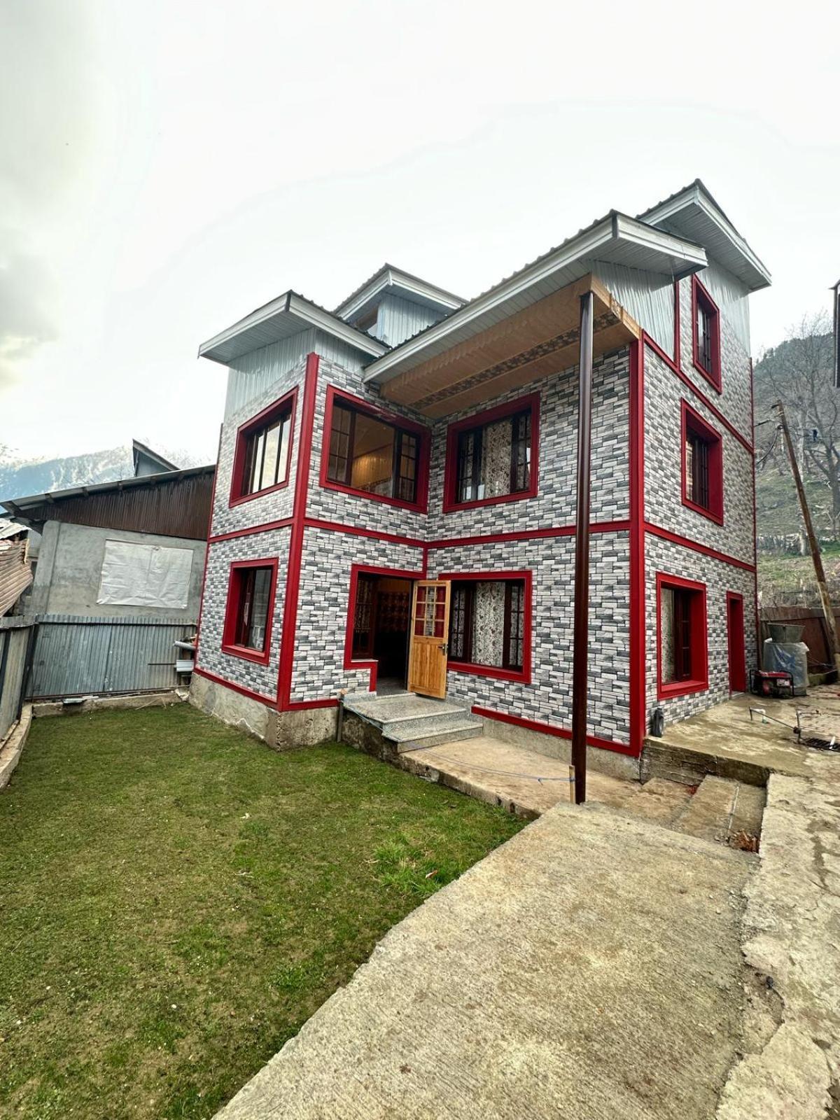 The Royal Choice Guest house *