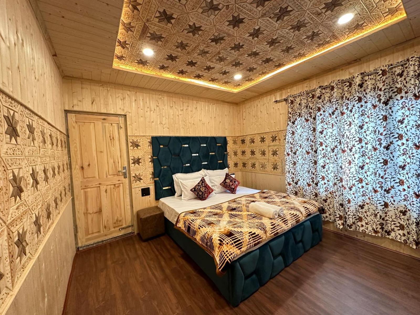 The Royal Choice Guest house