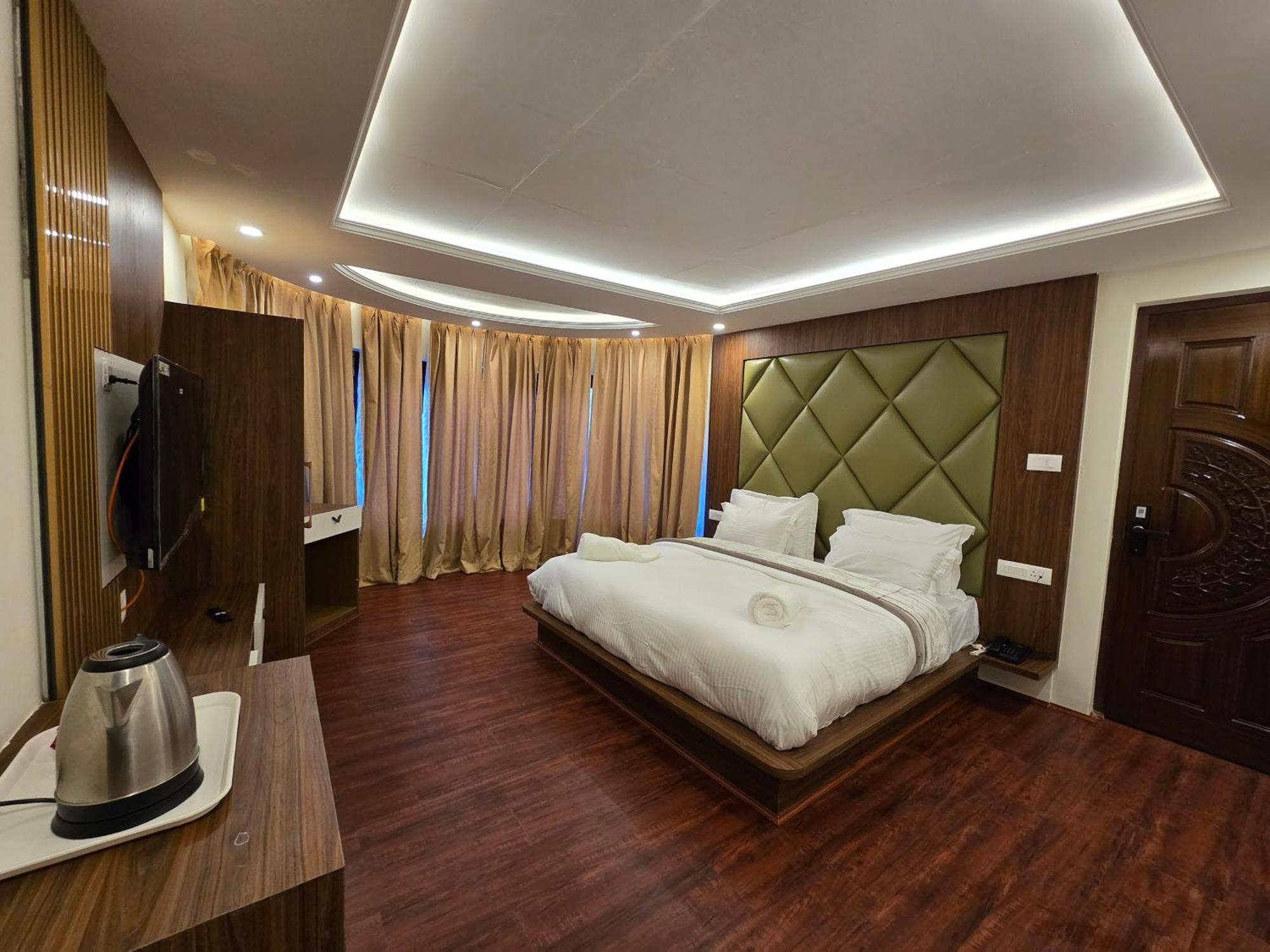 Premier Pahalgam