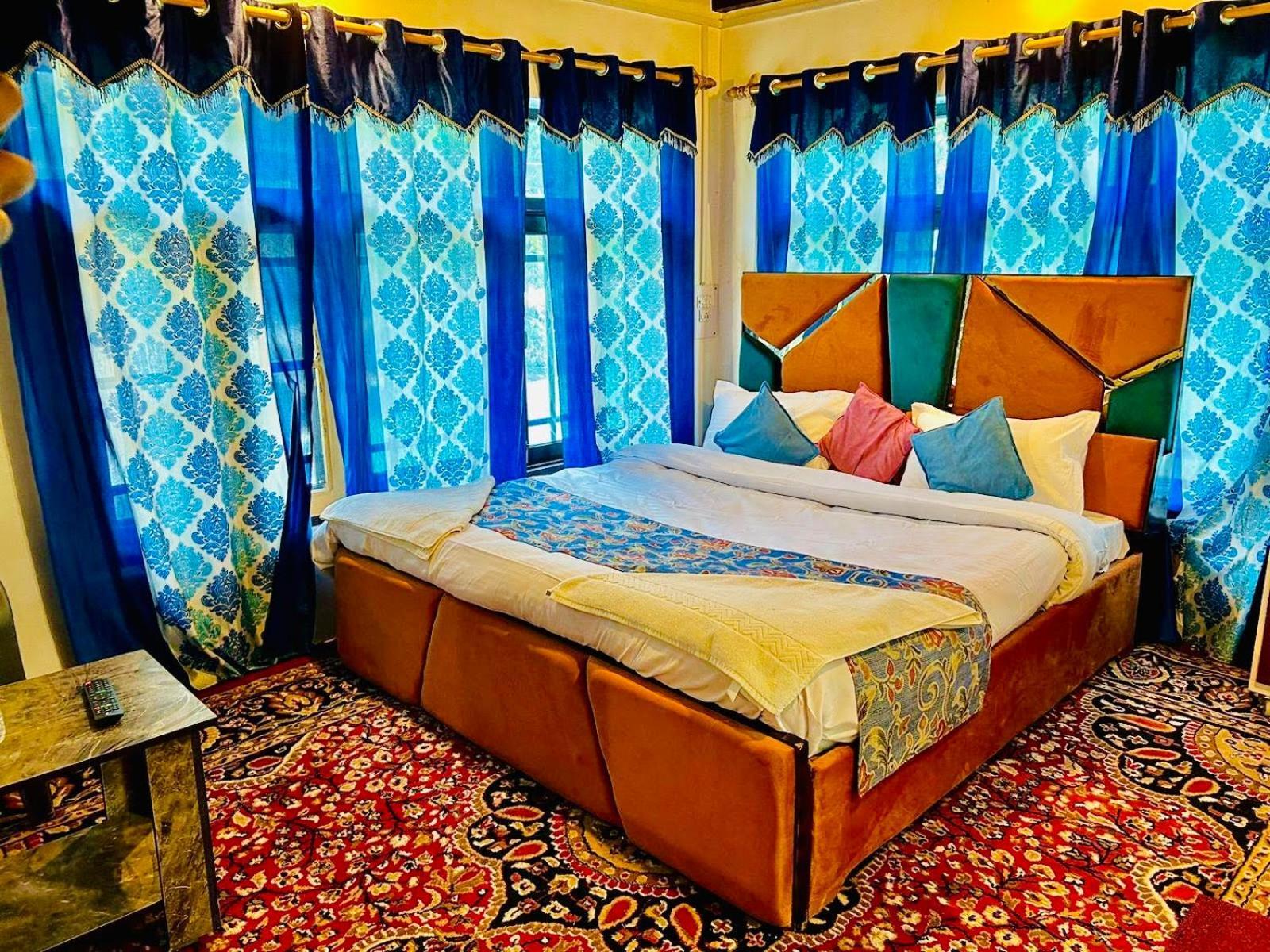 King Palace * Pahalgam