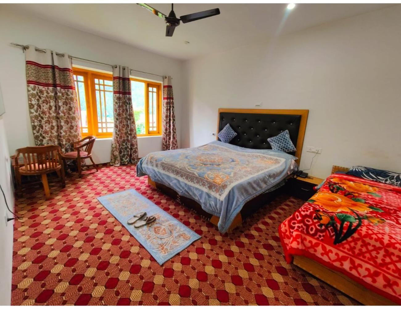 Crown Plaza, * Pahalgam