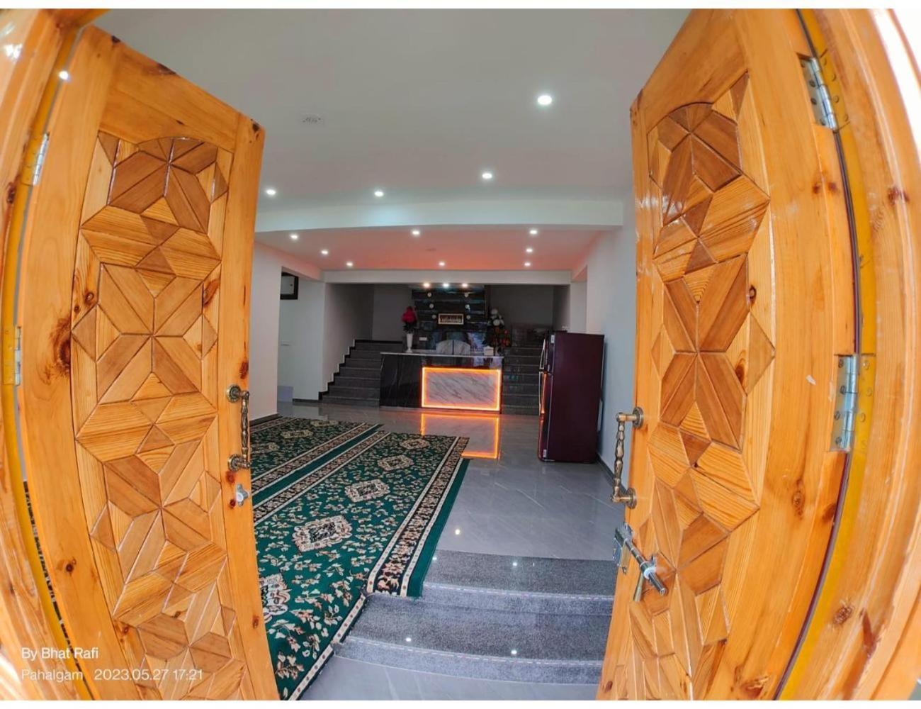 Homestay Crown Plaza, Pahalgam