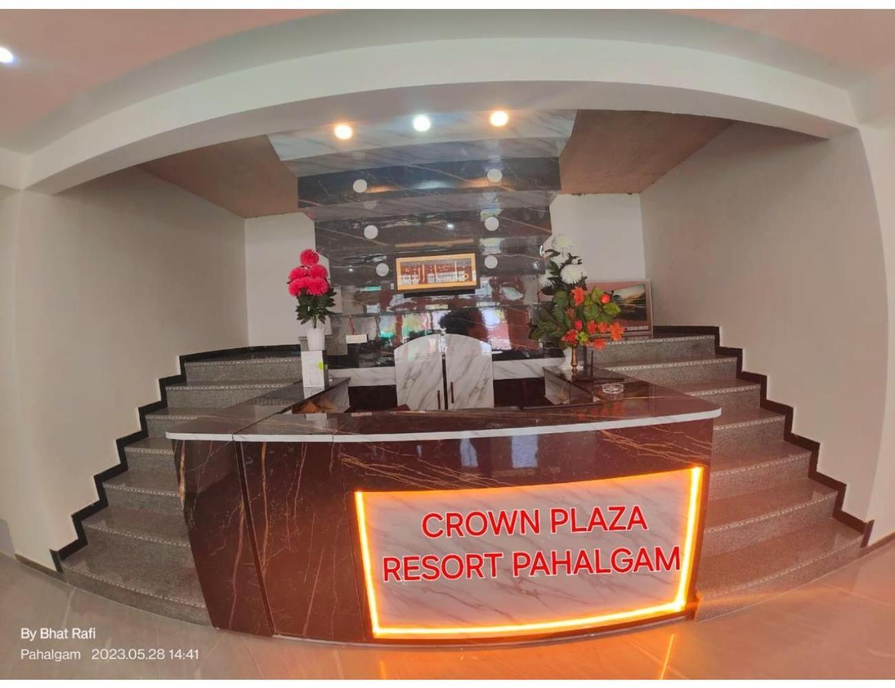 Crown Plaza, Homestay Pahalgam