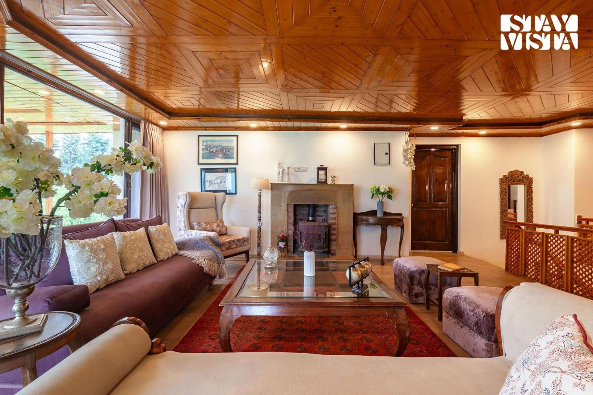 Villa Stayvista At Ruhaniyat