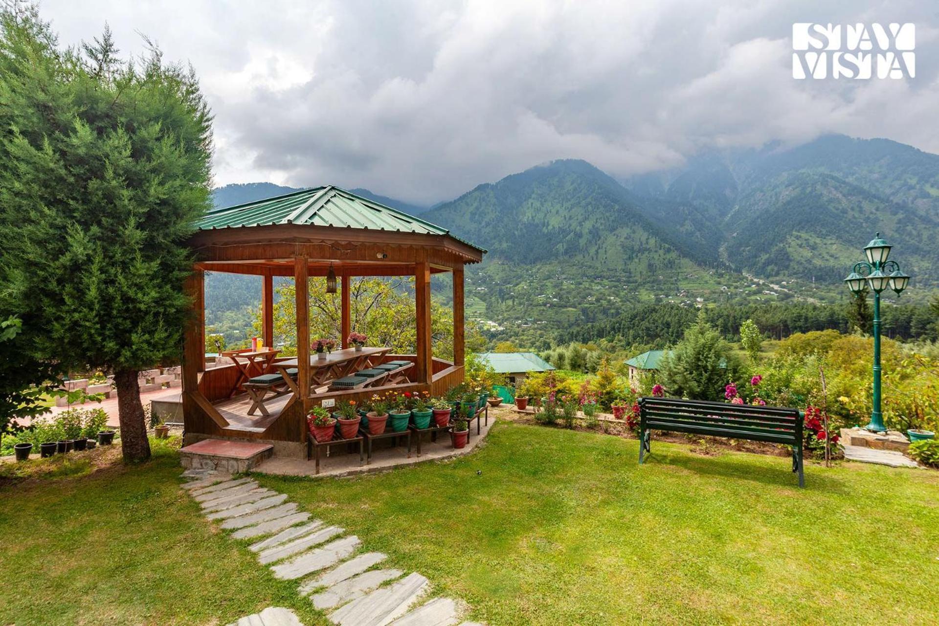 Villa Stayvista At Ruhaniyat Pahalgam