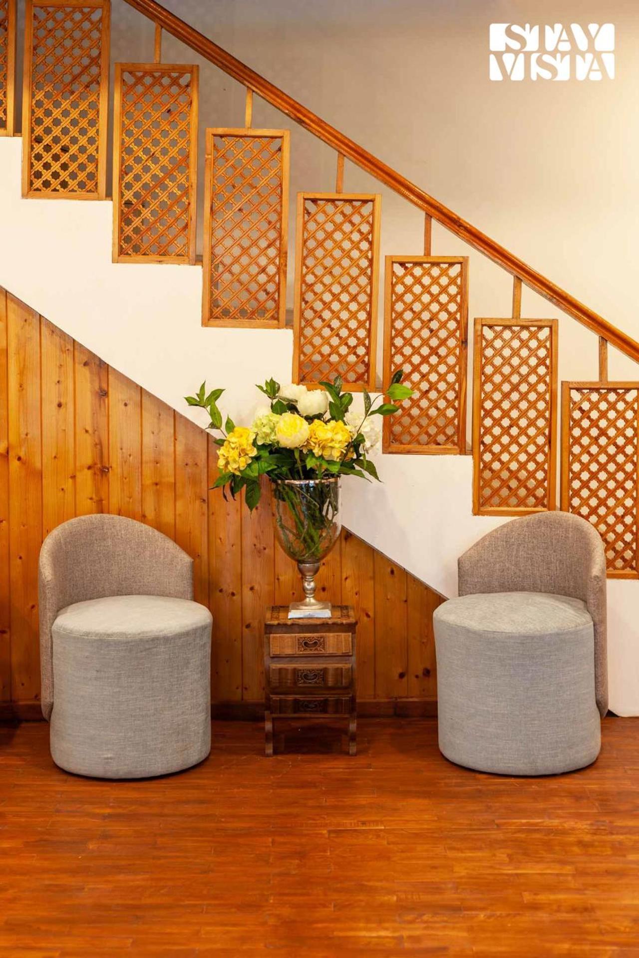 Villa Stayvista At Ruhaniyat