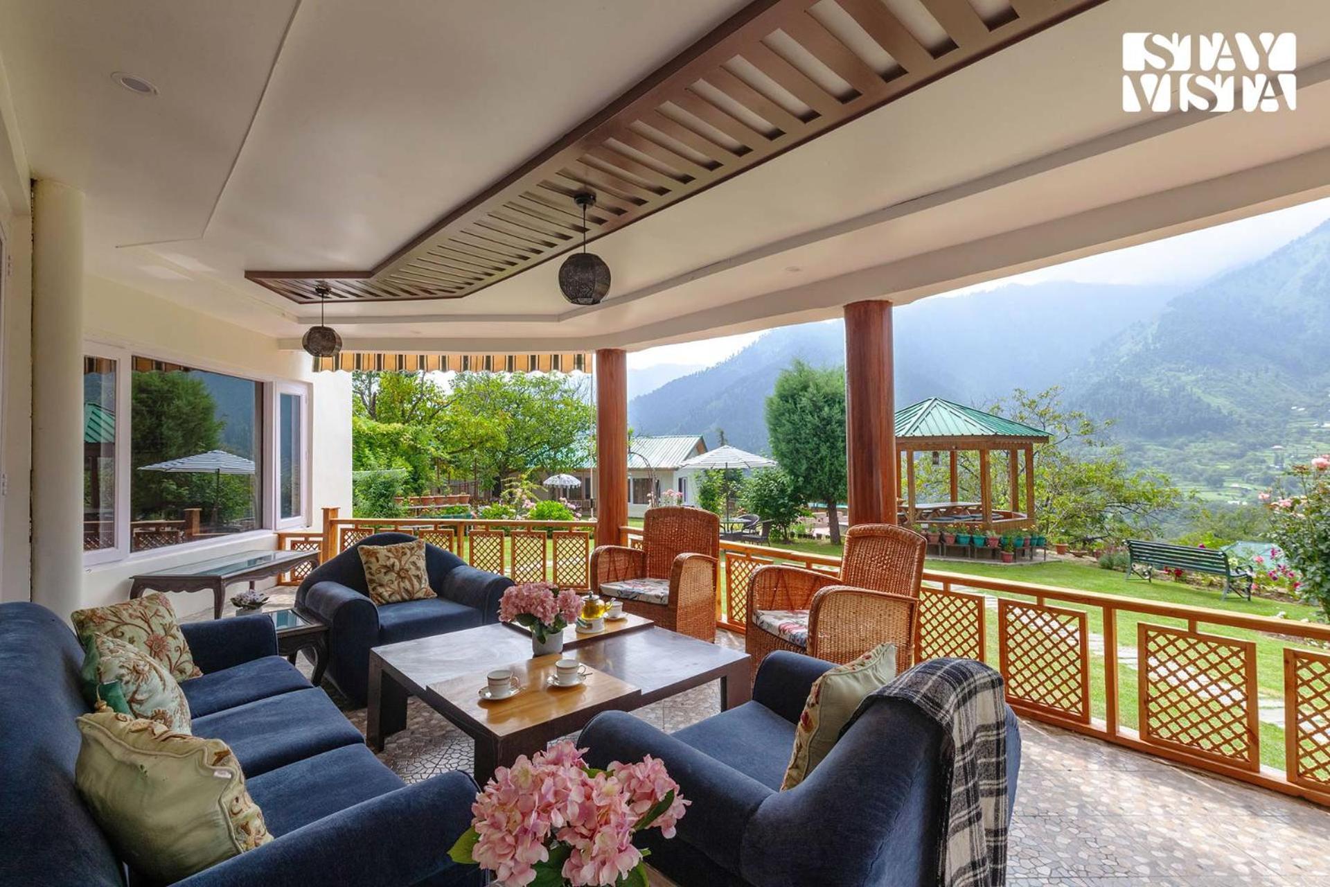 Villa Stayvista At Ruhaniyat Pahalgam