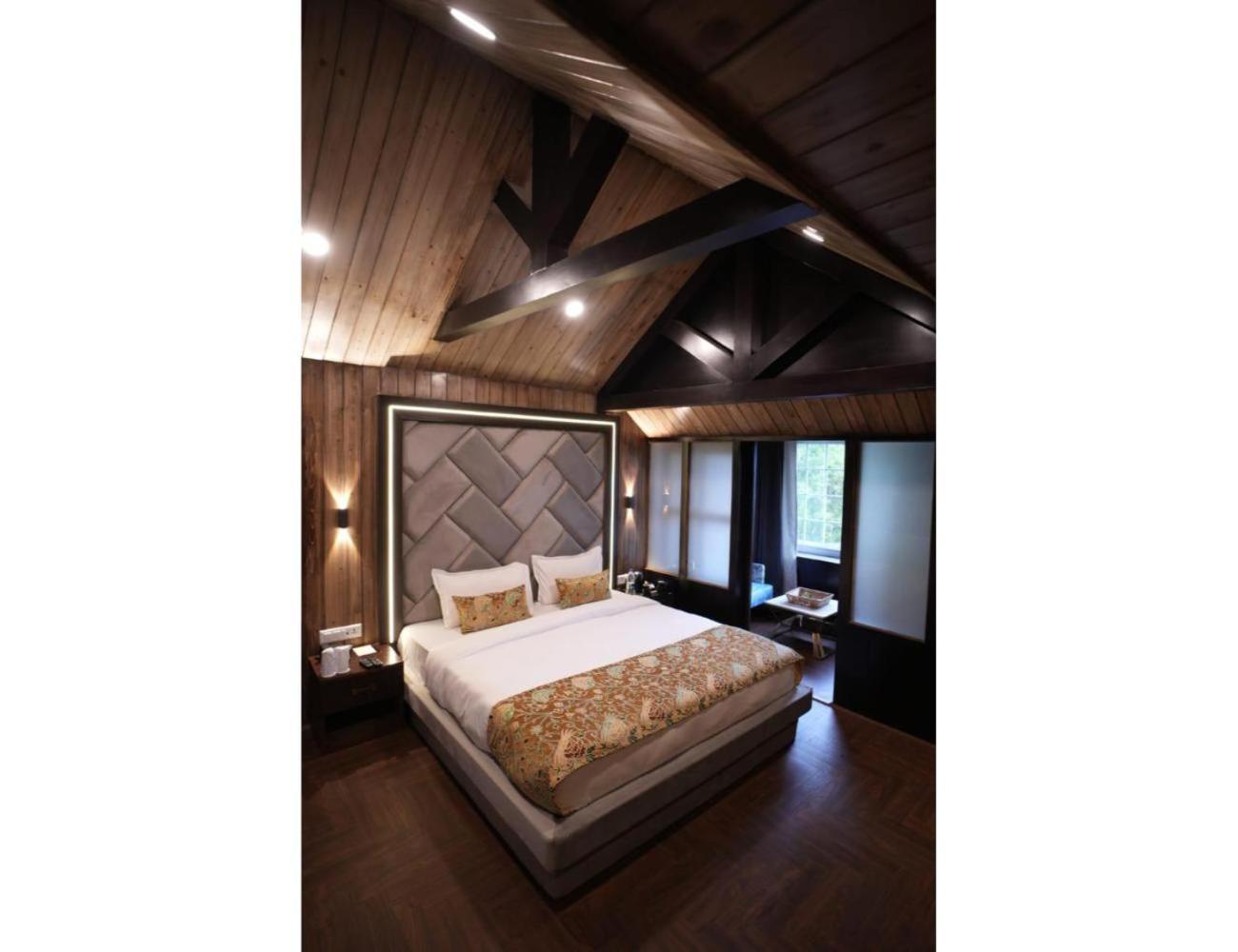 By Mehtab, Homestay *