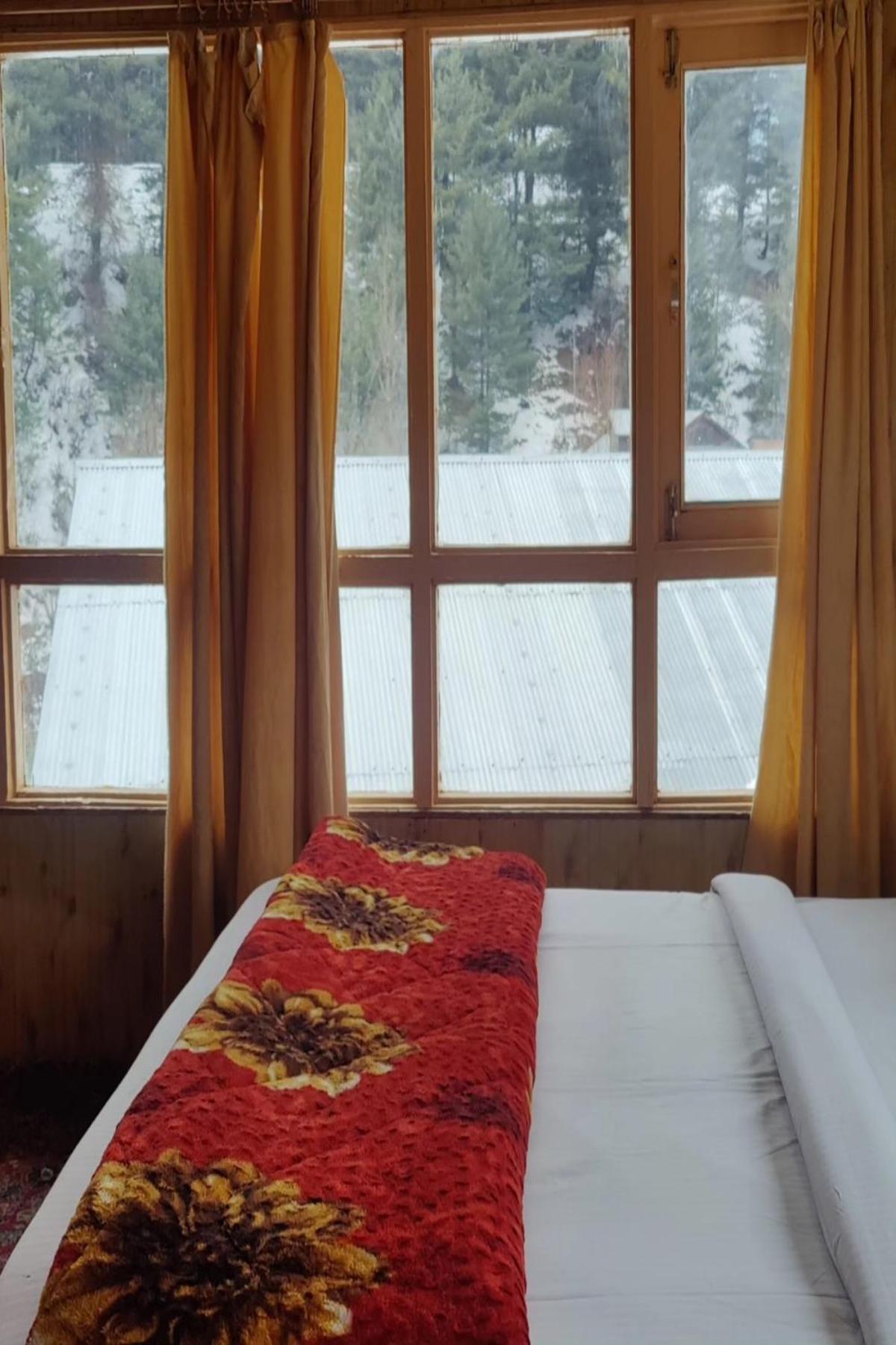 New Snow View Guest house