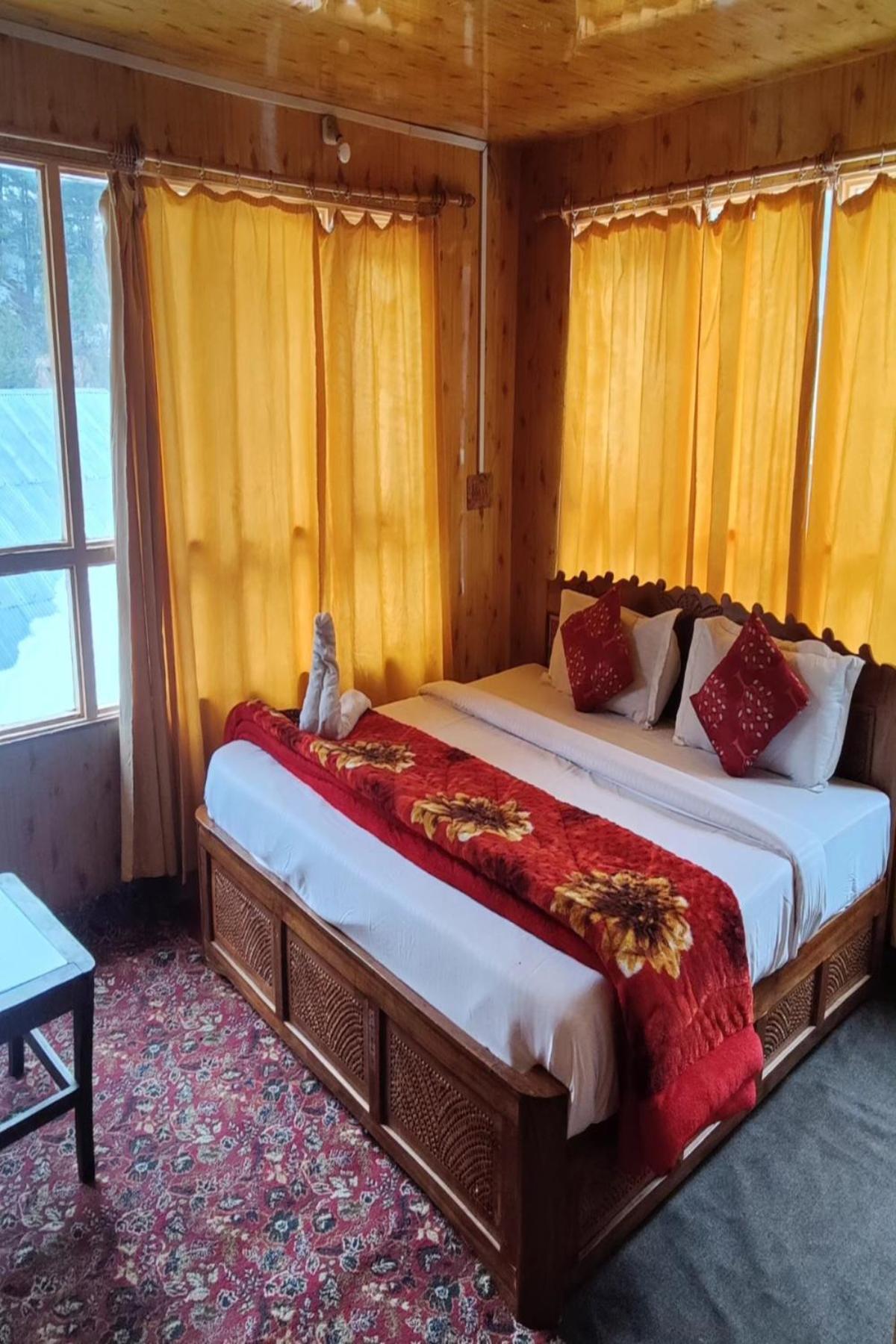 New Snow View Guest house *