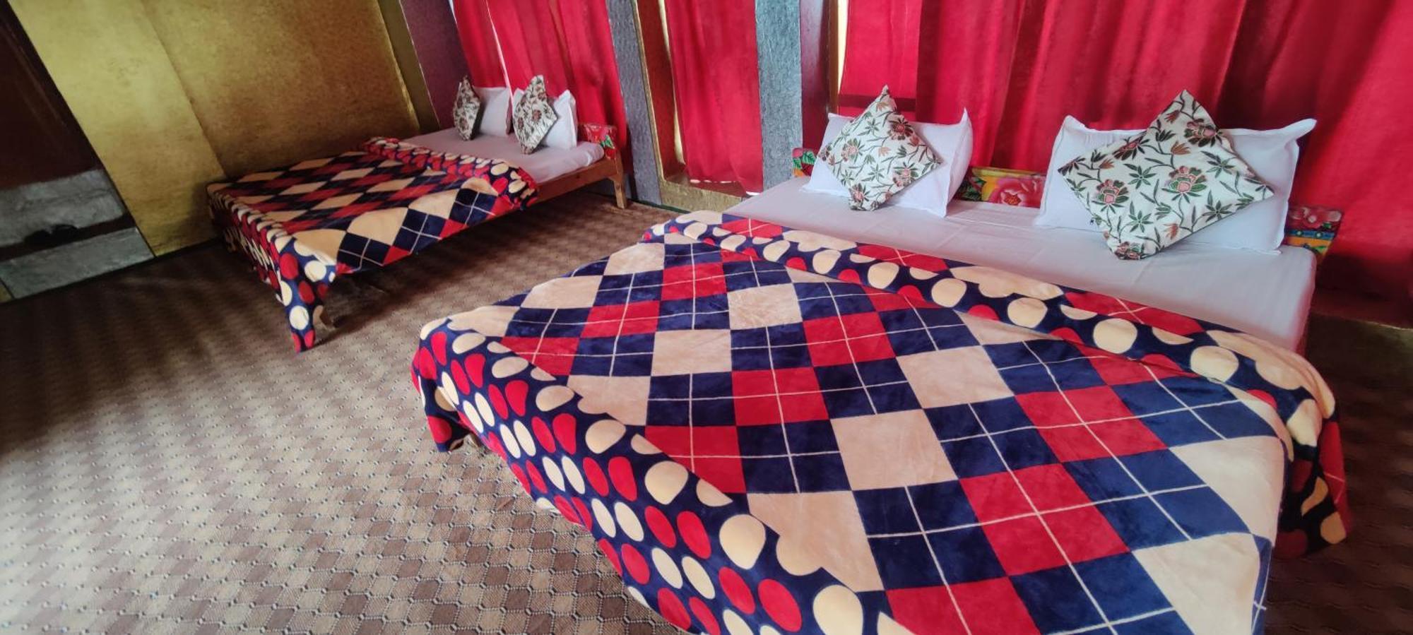 Guest house New Snow View *