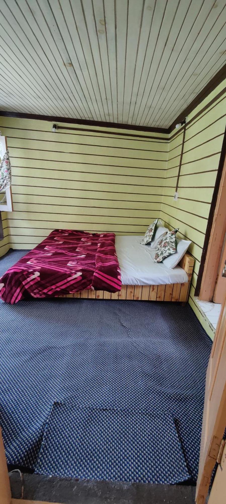 Guest house New Snow View Pahalgam