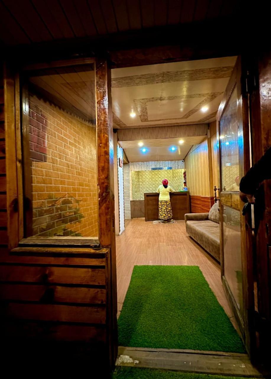 River Edge Hotel