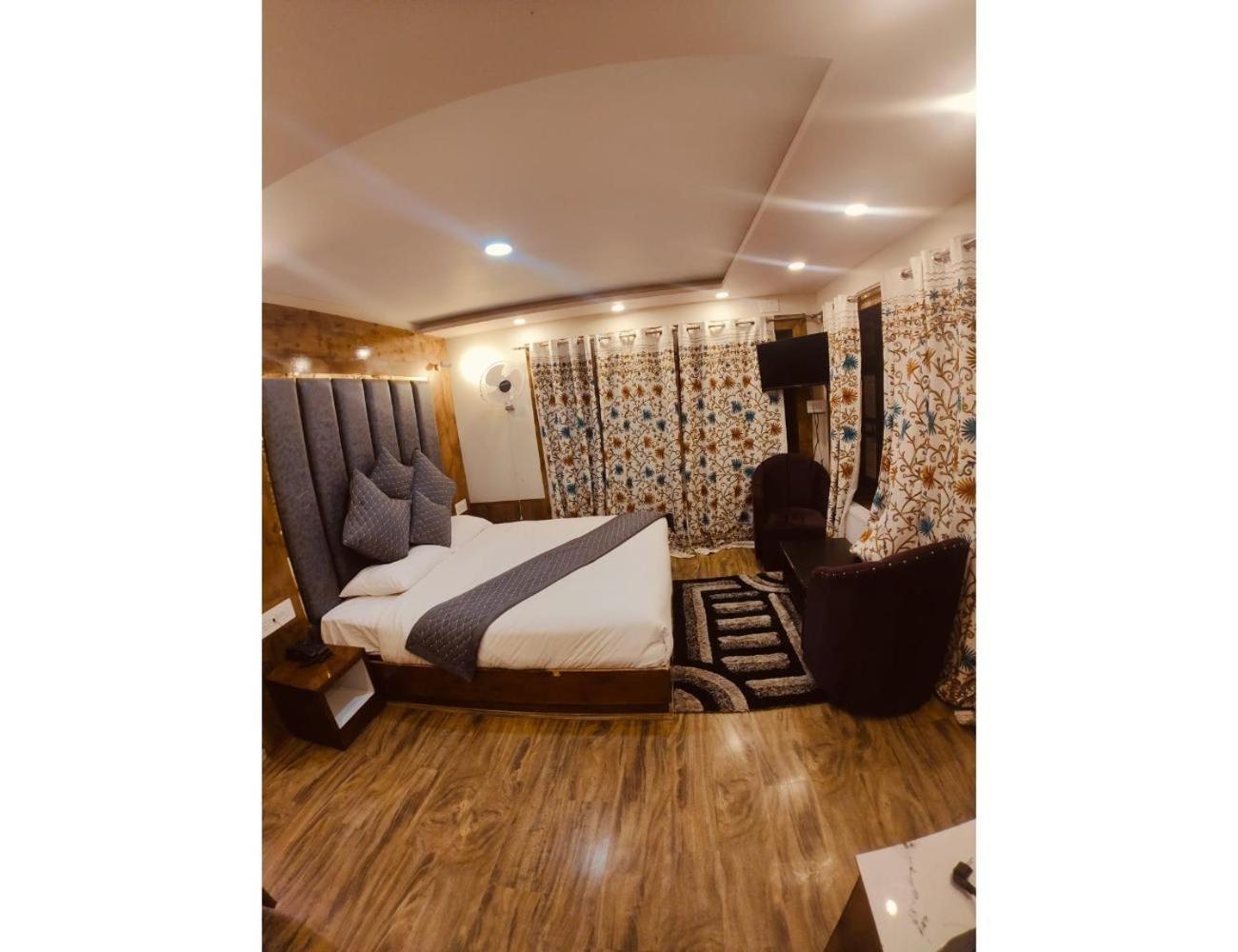 Homestay Indus Resort,