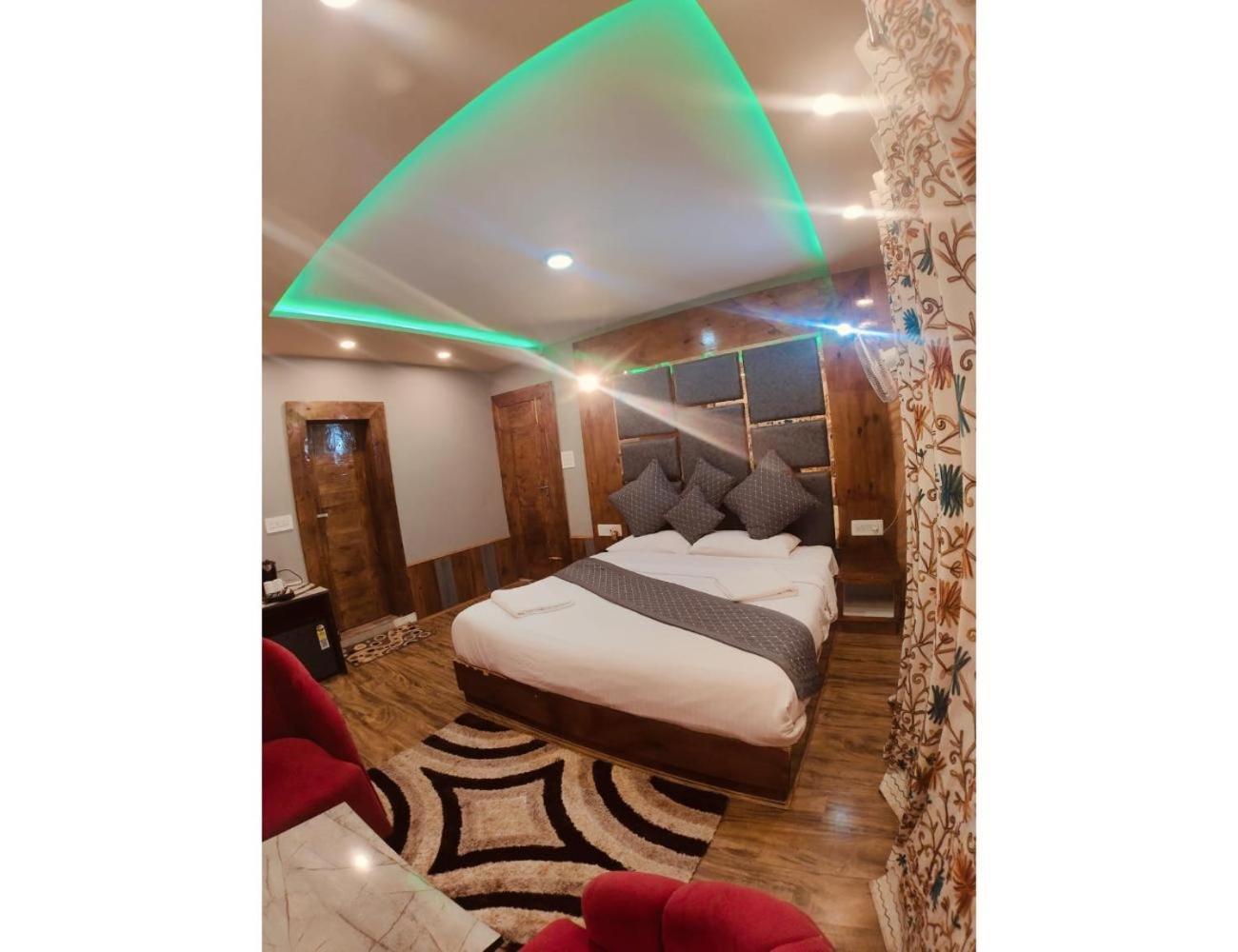 Indus Resort, *